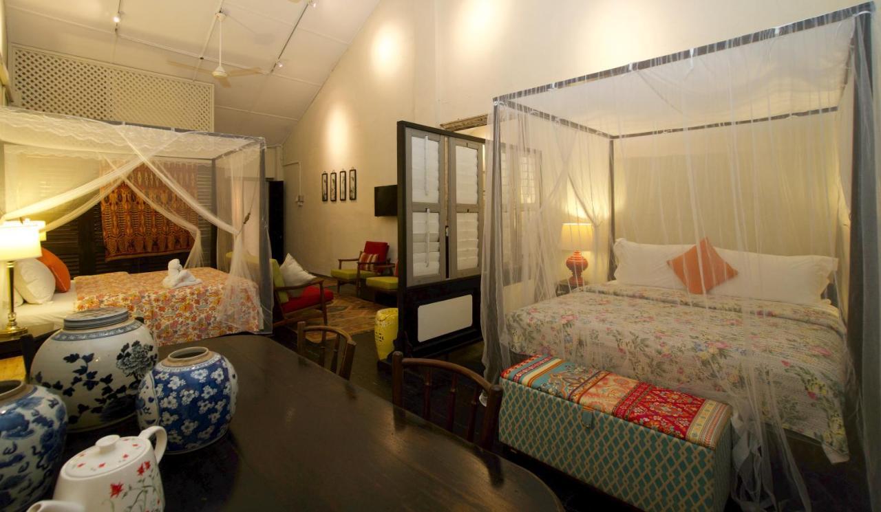 Muntri Mews